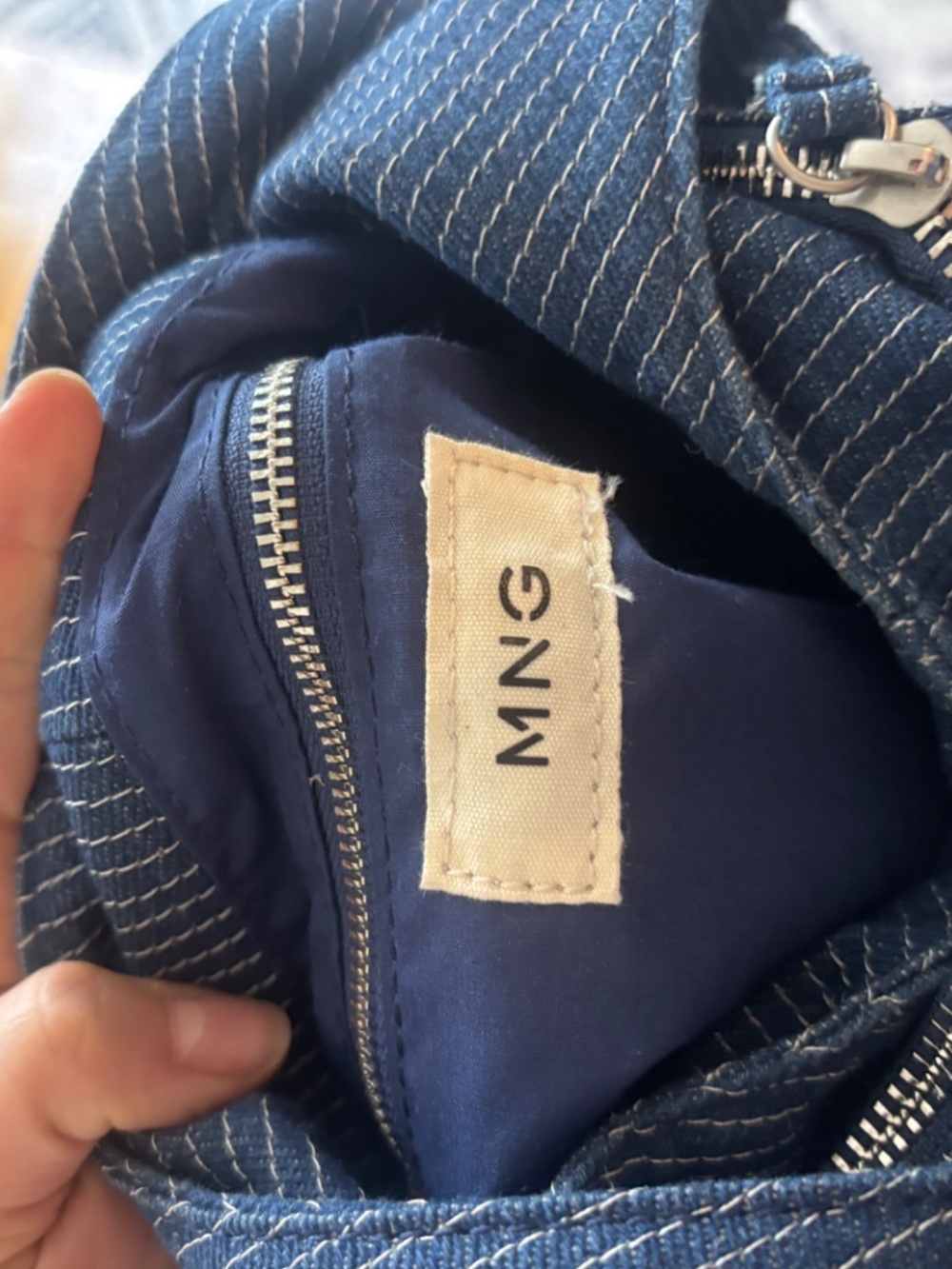 MANGO Stripped Denim Crossbody accepting offers - Picture 3 of 7